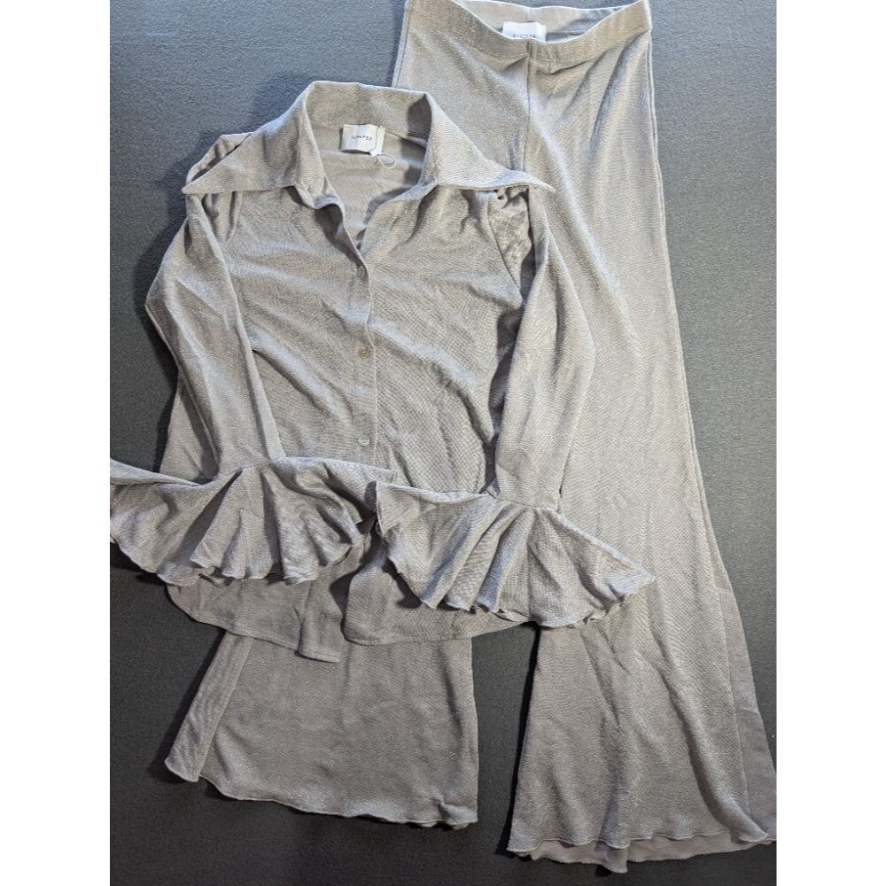 Sleeper Women's M Silver Metallic Lurex Ruffle 2 Pc Pajama Lounge Set NWOT